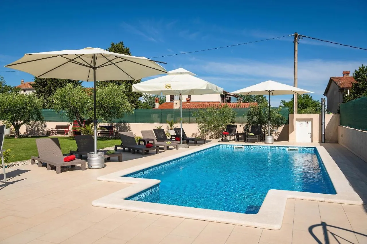 Villa Vanja - Jadreski Pula 0*,  Kroatien